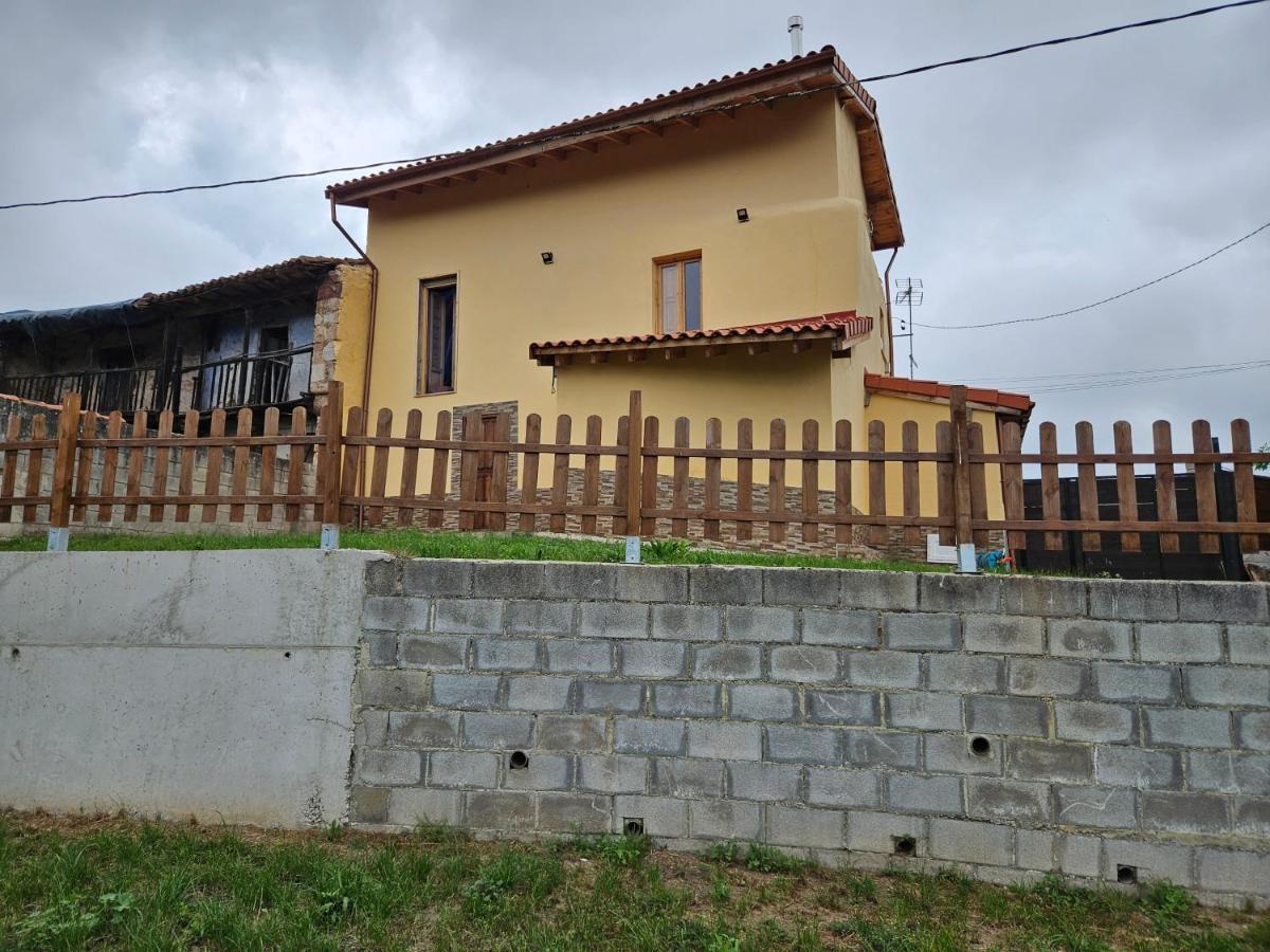 Villa 201A La Huerta De Cayao Villaviciosa  Exterior foto